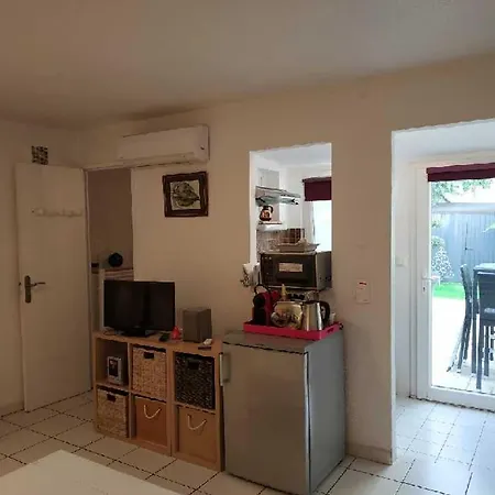 アパート A Pieds *